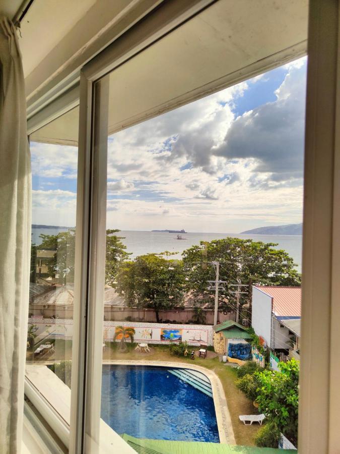 Wild Orchid Beach Resort Olongapo Exteriér fotografie