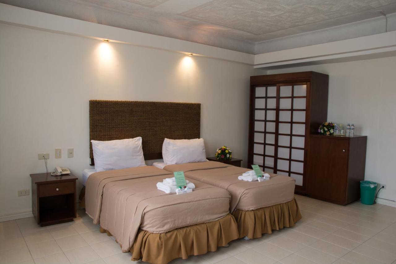Wild Orchid Beach Resort Olongapo Exteriér fotografie