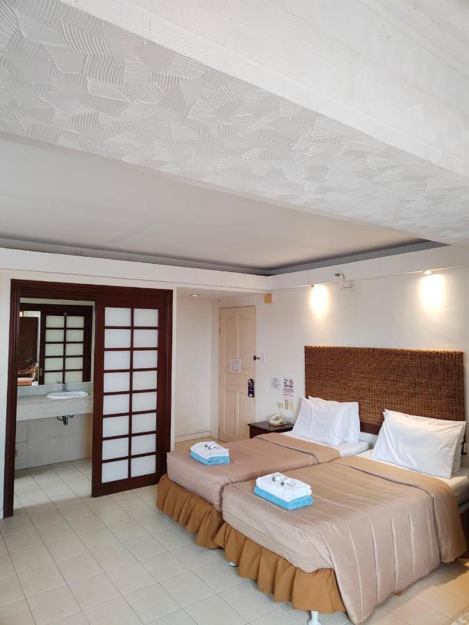 Wild Orchid Beach Resort Olongapo Exteriér fotografie