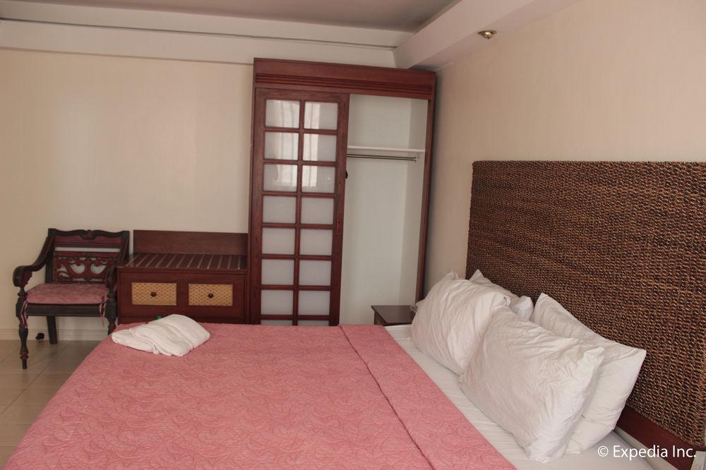Wild Orchid Beach Resort Olongapo Exteriér fotografie