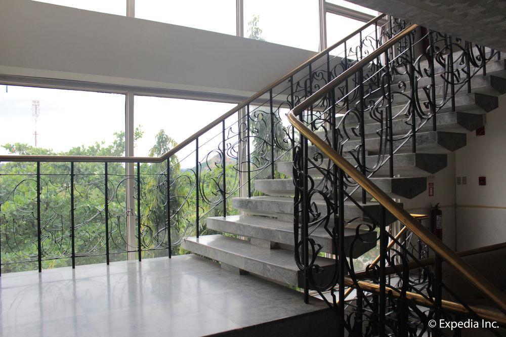 Wild Orchid Beach Resort Olongapo Exteriér fotografie