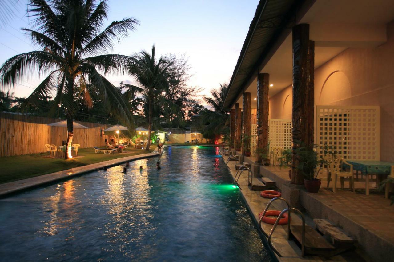Wild Orchid Beach Resort Olongapo Exteriér fotografie