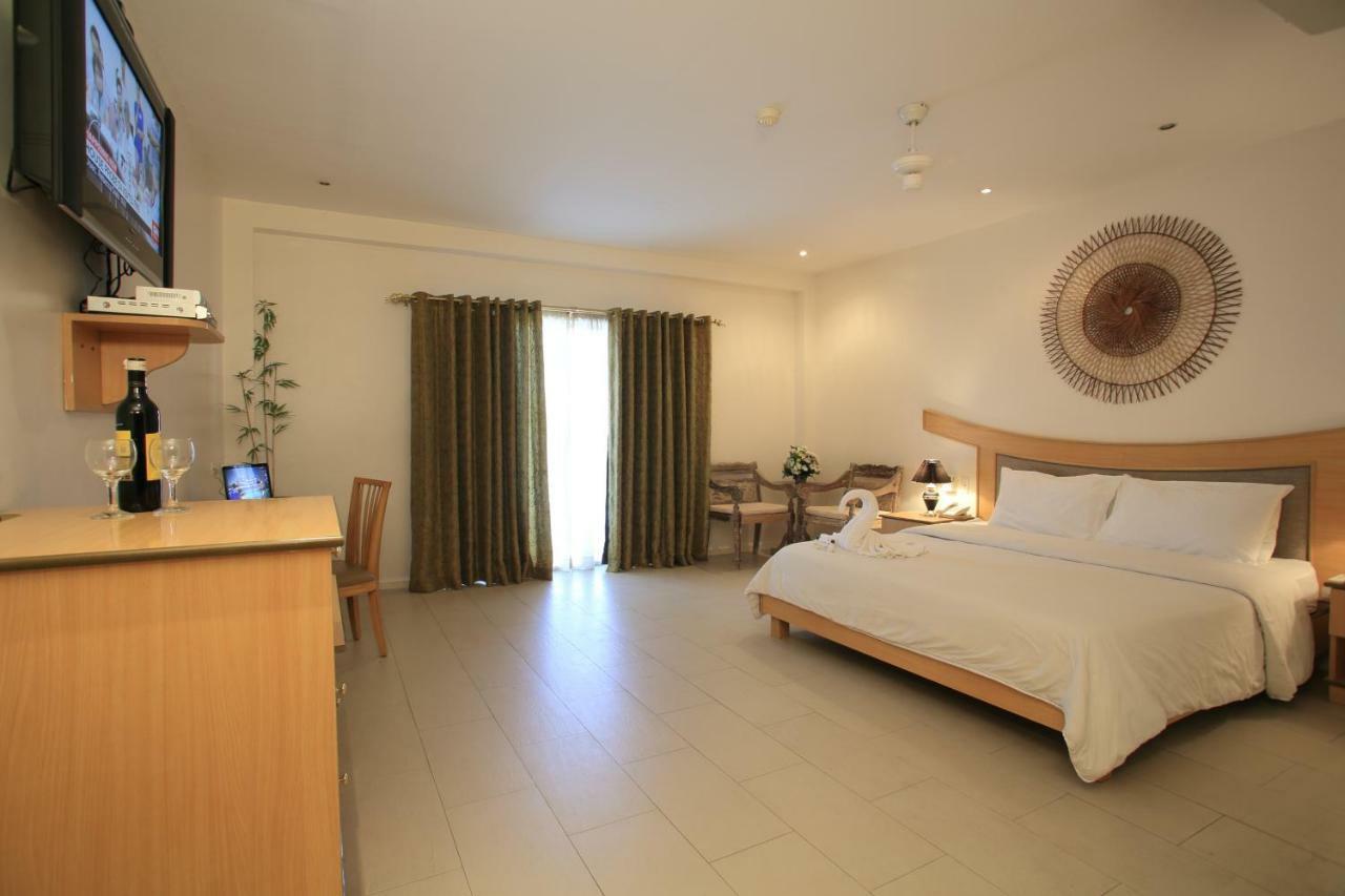 Wild Orchid Beach Resort Olongapo Exteriér fotografie