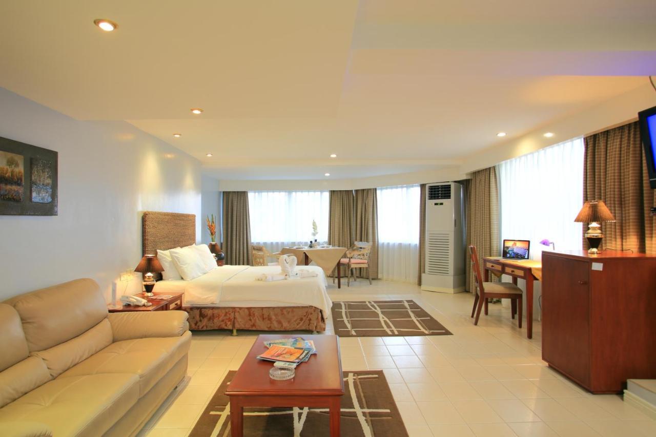 Wild Orchid Beach Resort Olongapo Exteriér fotografie
